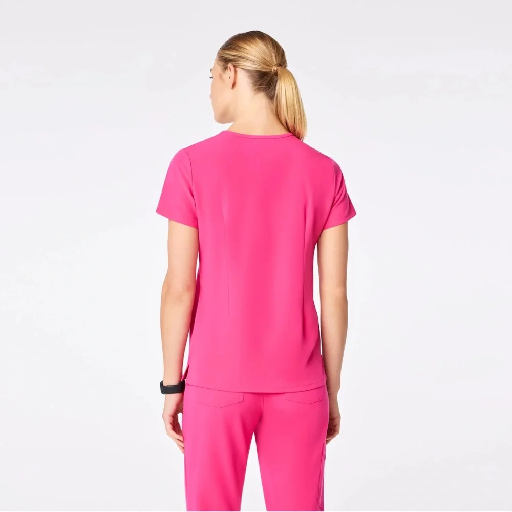 NWT Figs Women's Shocking Pink Scrub Set in Size XS - Picture 4 of 16